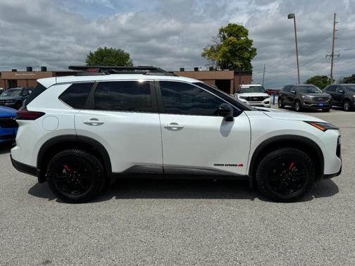 Everest White P 2025 Nissan Rogue Rock Creek