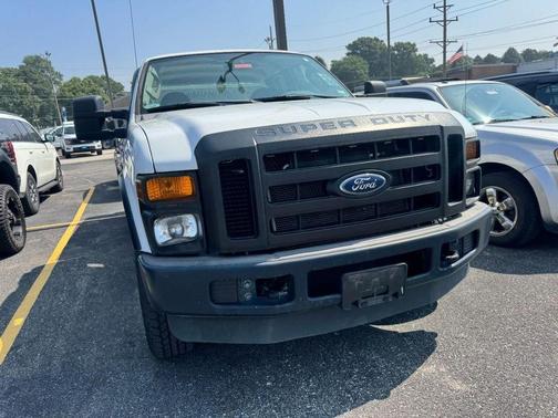 White 2008 Ford F-250 XLT