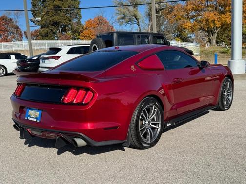 2016 Ford Mustang EcoBoost Premium