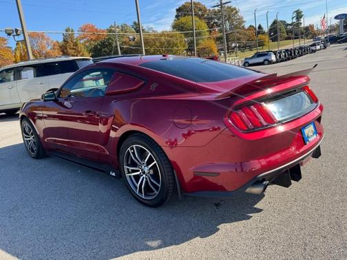 2016 Ford Mustang EcoBoost Premium