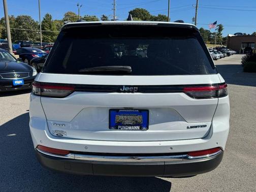 Bright White Clearcoat 2022 Jeep Grand Cherokee Limited