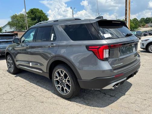 2025 Ford Explorer Platinum 4WD