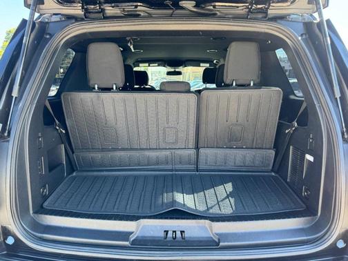 Black Metallic 2019 Ford Expedition XLT