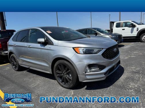 Iconic Silver Metallic 2022 Ford Edge ST-Line
