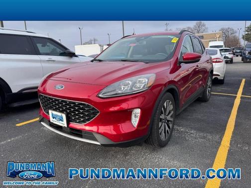 2020 Ford Escape Titanium Hybrid