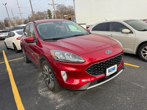 2020 Ford Escape Titanium Hybrid