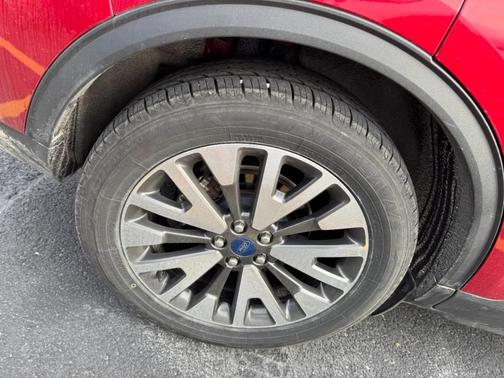 2020 Ford Escape Titanium Hybrid