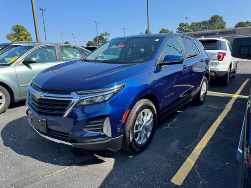 Blue 2022 Chevrolet Equinox 1LT
