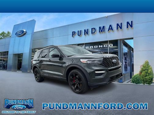 Forged Green Metallic 2023 Ford Explorer ST