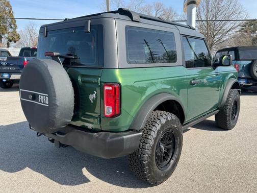 2022 Ford Bronco Base