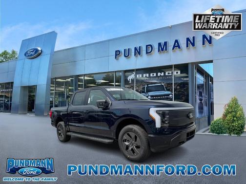 2025 Ford F-150 Lightning Flash