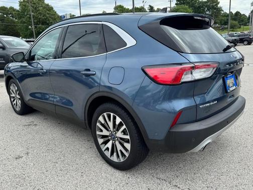 Blue Metallic 2020 Ford Escape Titanium Hybrid