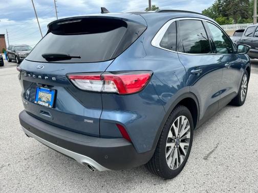 Blue Metallic 2020 Ford Escape Titanium Hybrid