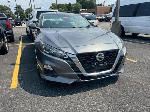 Gun Metallic 2019 Nissan Altima 2.5 S