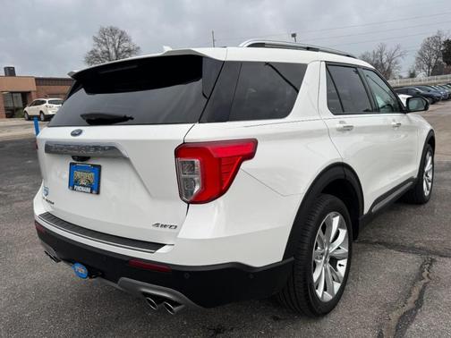 2022 Ford Explorer Platinum