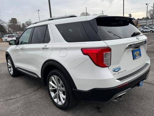 2022 Ford Explorer Platinum