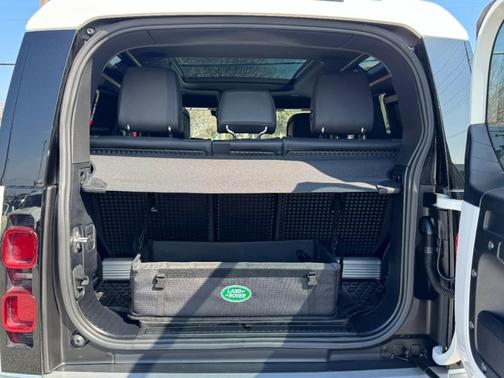 2023 Land Rover Defender 90 S