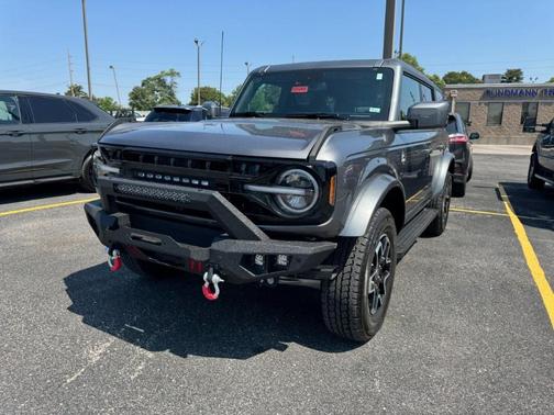 Carbonized Gray Metallic 2022 Ford Bronco Outer Banks