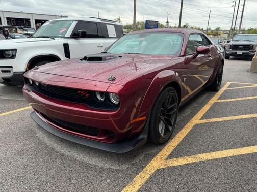 Octane Red Pearlcoat 2022 Dodge Challenger R/T Scat Pack