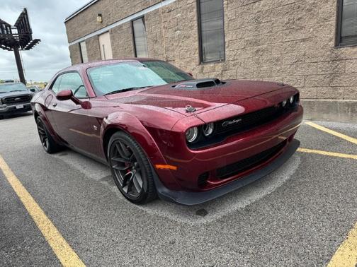 Octane Red Pearlcoat 2022 Dodge Challenger R/T Scat Pack