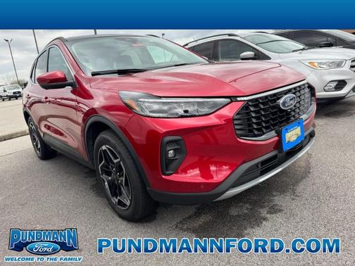 2026 Ford Escape Platinum AWD