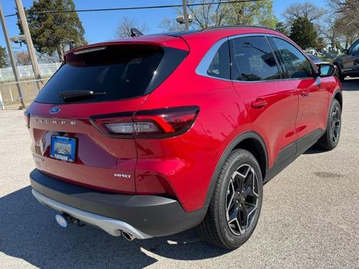 2026 Ford Escape Platinum AWD