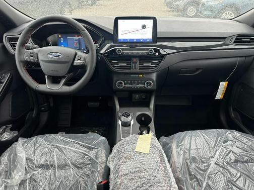 2026 Ford Escape ST-Line AWD