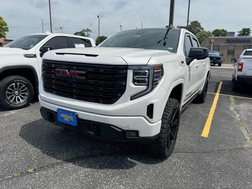 Summit White / White 2023 GMC Sierra 1500 Denali