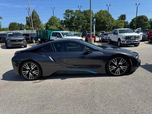 Sophisto Gray Metallic 2015 BMW i8 Base