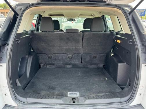 Oxford White 2016 Ford Escape S