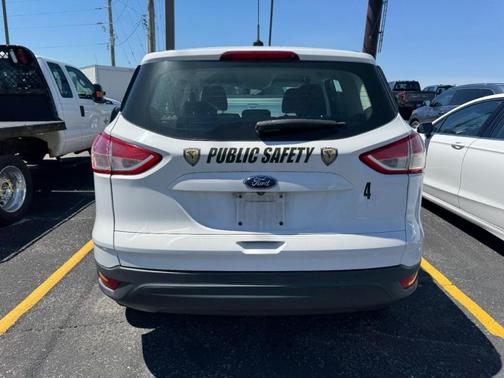 Oxford White 2016 Ford Escape S