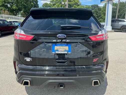 2024 Ford Edge ST