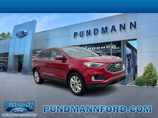 Rapid Red Metallic Tinted Clearcoat 2023 Ford Edge Titanium