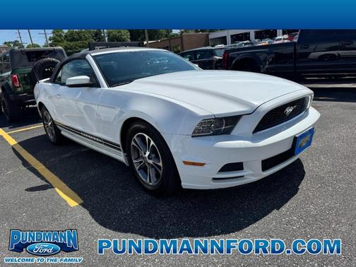 Oxford White 2014 Ford Mustang V6 Premium