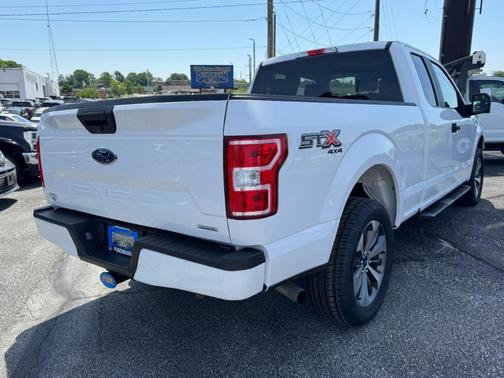 Oxford White 2019 Ford F-150 XL