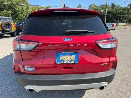 2020 Ford Escape SE