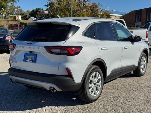 2026 Ford Escape Active FWD