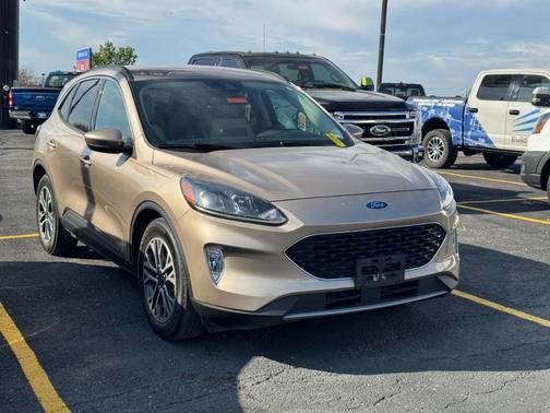 2020 Ford Escape SEL