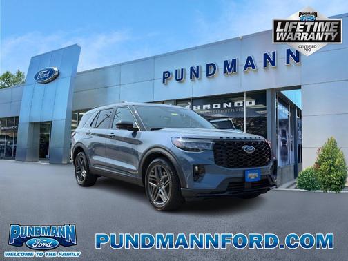 2025 Ford Explorer ST 4WD