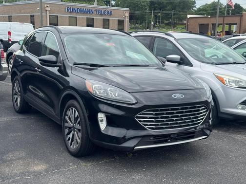 2020 Ford Escape Titanium