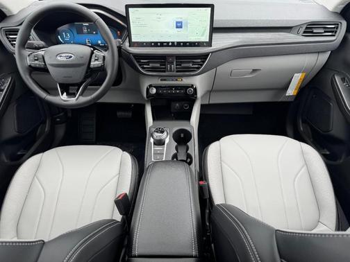 2026 Ford Escape Platinum AWD