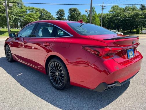 2021 Toyota Avalon Hybrid XSE