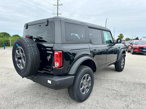 Shadow Black 2026 Ford Bronco Big Bend