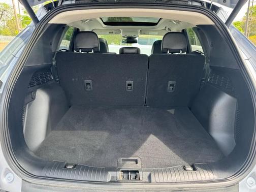 2022 Ford Escape Titanium Hybrid