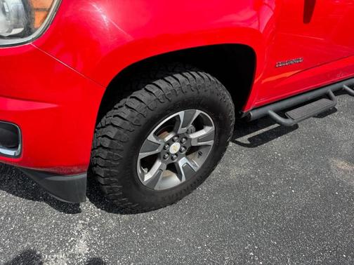 Red 2015 Chevrolet Colorado Z71