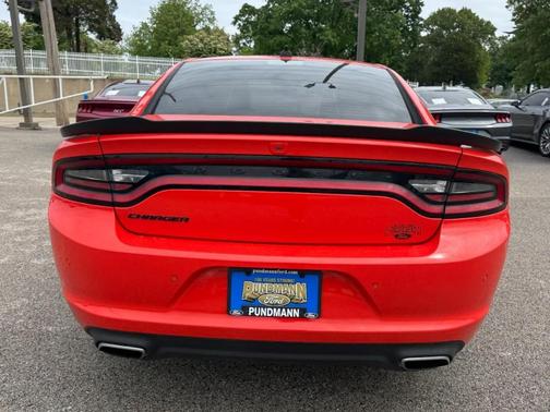 Go Mango! 2021 Dodge Charger SXT