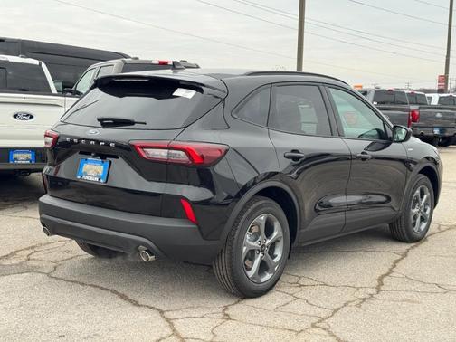 2026 Ford Escape ST-Line FWD