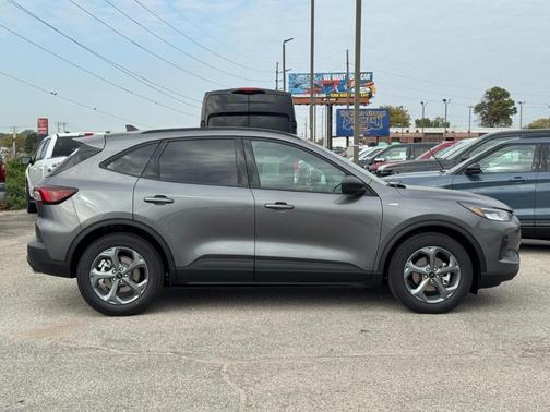 2026 Ford Escape ST-Line FWD