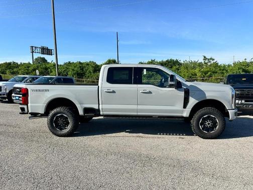Avalanche Gray 2026 Ford F-250 Lariat