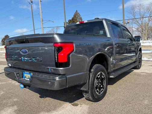 2023 Ford F-150 Lightning XLT